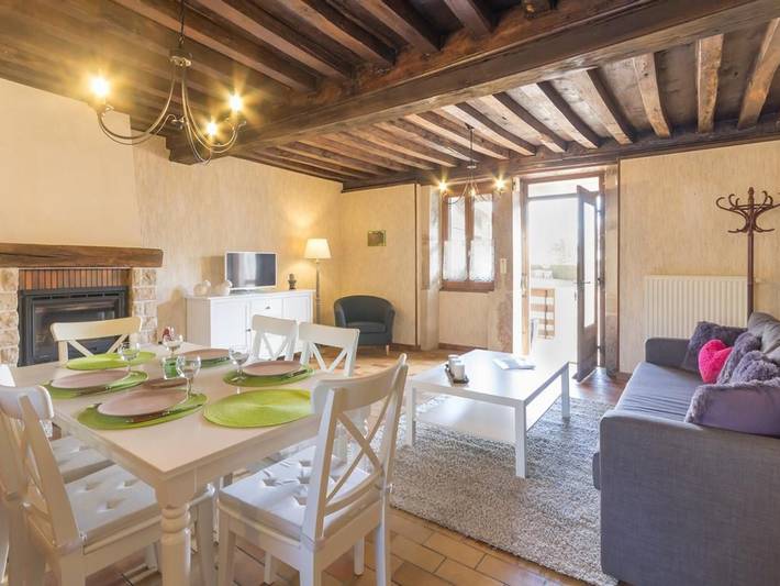 Charmantes Haus mit privatem Garten und Haustiere erlaubt in Cussy-le-Châtel, Beaune und Umgebung