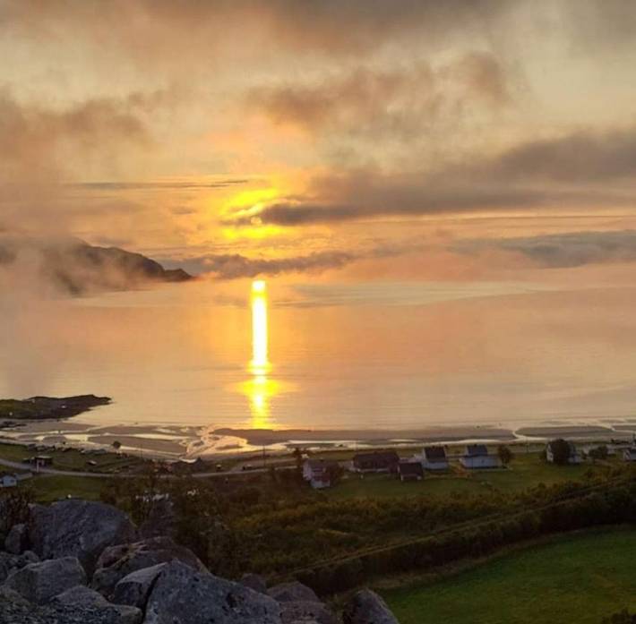 Ferienhaus für 7 Personen, mit Balkon und Terrasse sowie Garten und Ausblick in Kvaløya