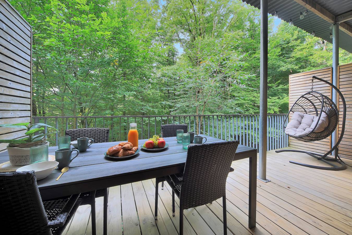 Ferienhaus für 4 Personen mit Terrasse in Eppe-Sauvage, Avesnes-sur-Helpe