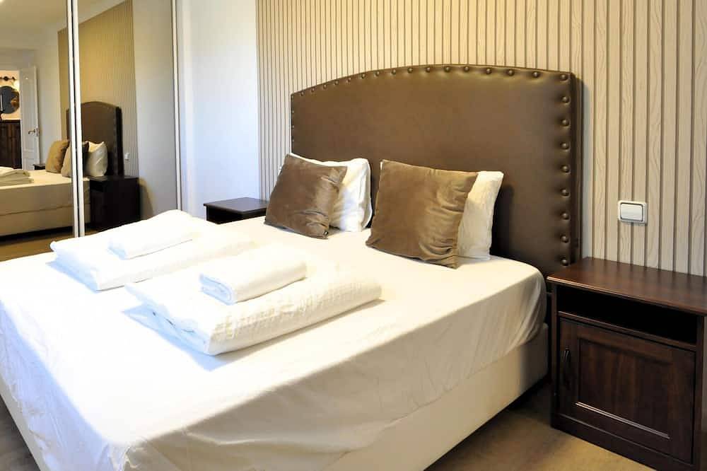 Schönes geräumiges Ferienhaus für Familien mit großem Swimmingpool und Garten - Kostenloses Wlan in Marratxí, Mallorca Westen