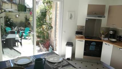 Gîte pour 4 personnes, avec terrasse et jardin à Bourgueil