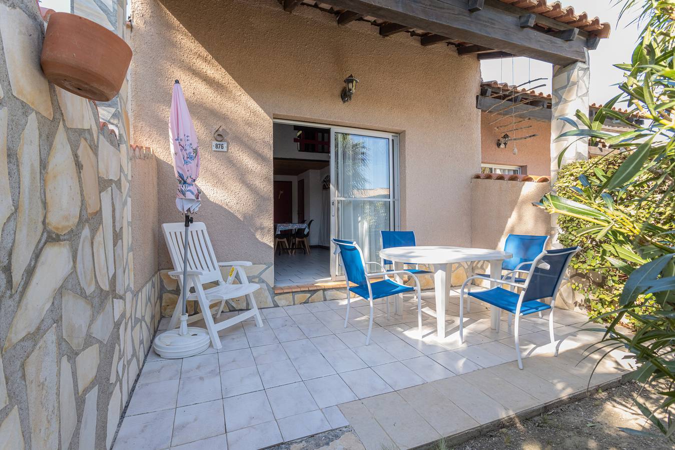 Ferienhaus 'La Capelle 4 Personen 876' mit Gemeinschaftspool, Wlan und Klimaanlage in Roquefort-des-Corbières, Narbonne und Umgebung