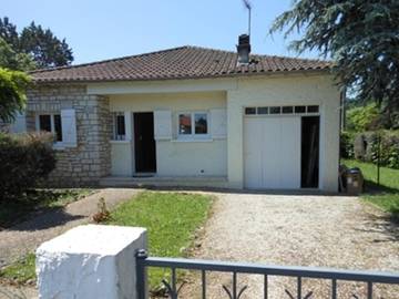Gîte pour 4 personnes, avec jardin et terrasse à Trélissac