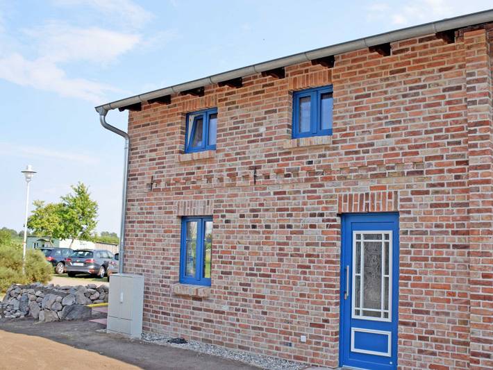 Ganze Ferienwohnung, Ferienhaus zum Boddenstrand mit Kamin in Groß Zicker, Mönchgut