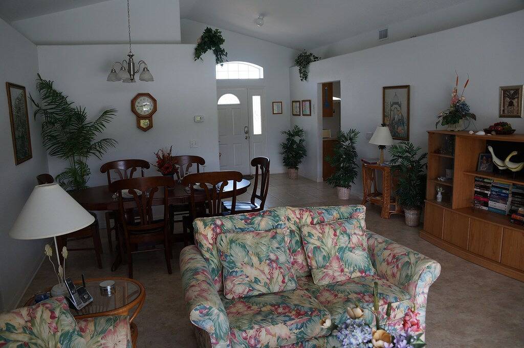 Luxusvilla mit (beheiztem) privatem Pool an der Südseite in der Nähe von Legoland / Disney in Lake Pierce, Zentral Florida