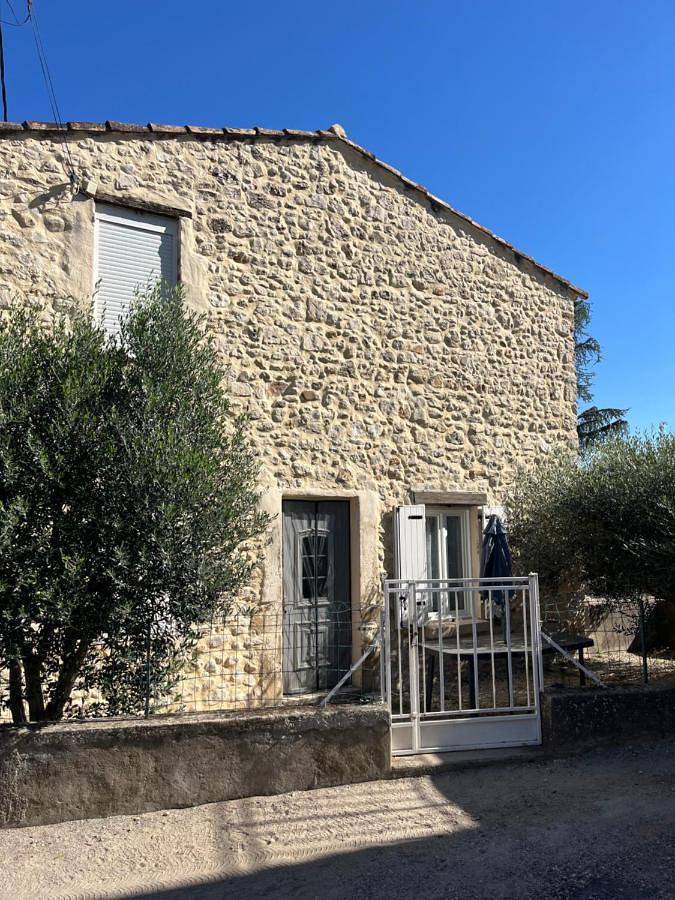 Gîte pour 4 personnes, avec vue et balcon à Boucoiran-et-Nozières