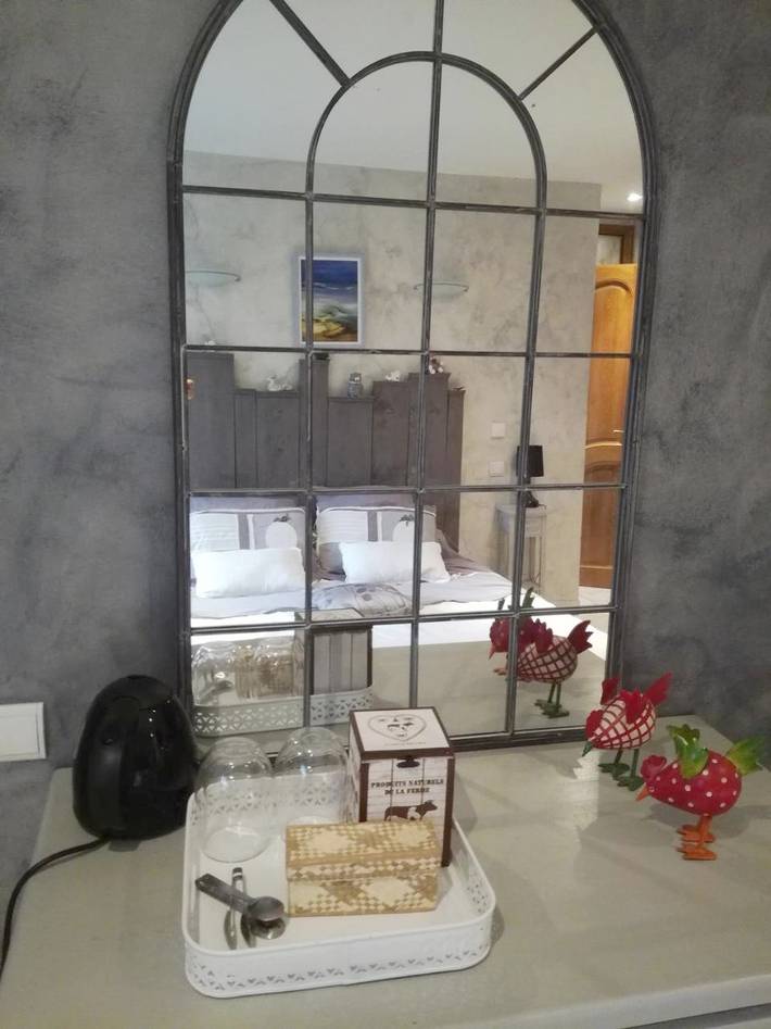 Chambre d’hôte pour 2 personnes, avec jardin et jacuzzi, animaux acceptés dans l' Aveyron - 2