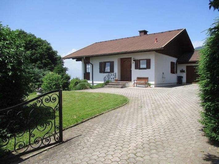 Chalet für 8 Personen, mit Seeblick und Garten sowie Terrasse am Millstätter See - 2