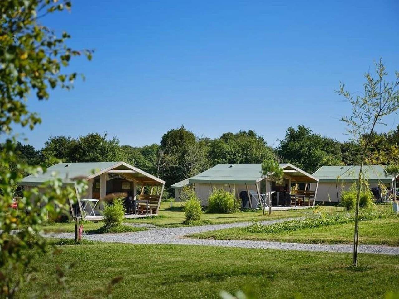 Camping 4 étoiles - Piscine  - ccbeddf in Caro (desambiguación), Región de Vannes