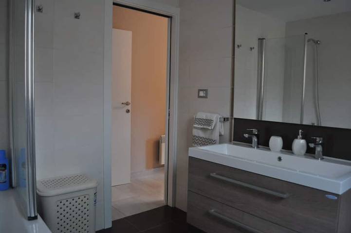 Entire apartment, New apartment (128m2), terrace, sea view, A / C, Free Wifi & parking in Rabac, Labin-Rabac