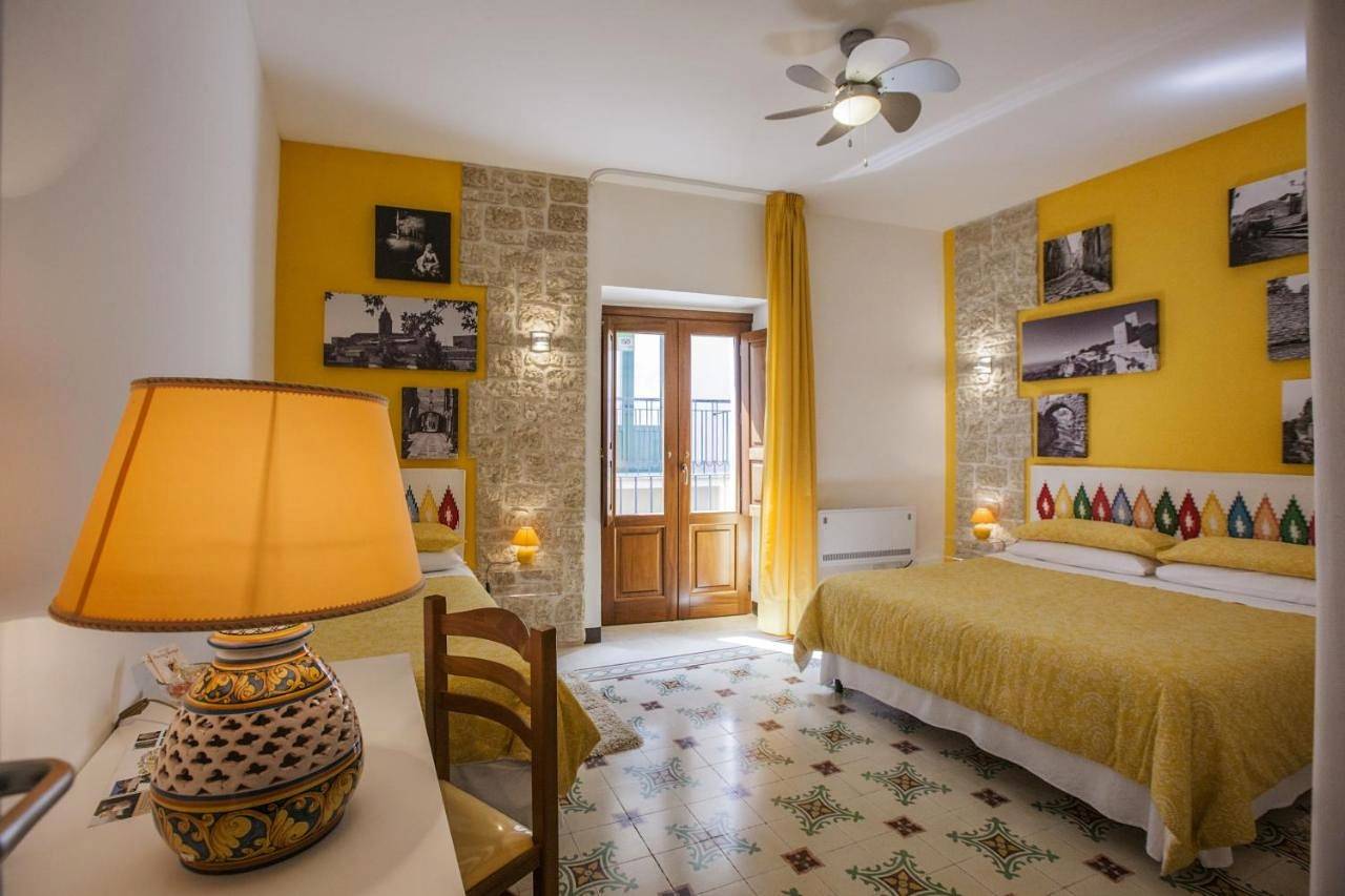 Antico Borgo - Romantic Rooms in Medieval Erice in Erice, Province de Trapani