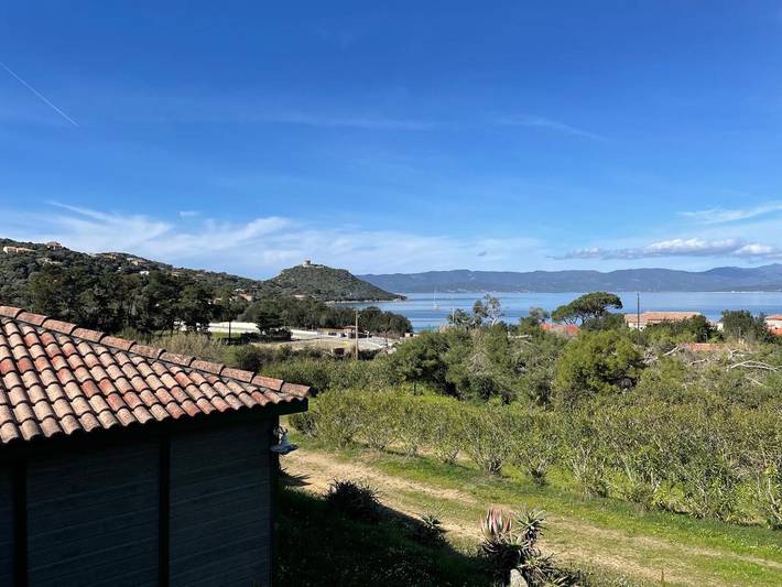 Hôtel pour 4 personnes, avec jardin ainsi que vue et terrasse à Belvédère-Campomoro - 3