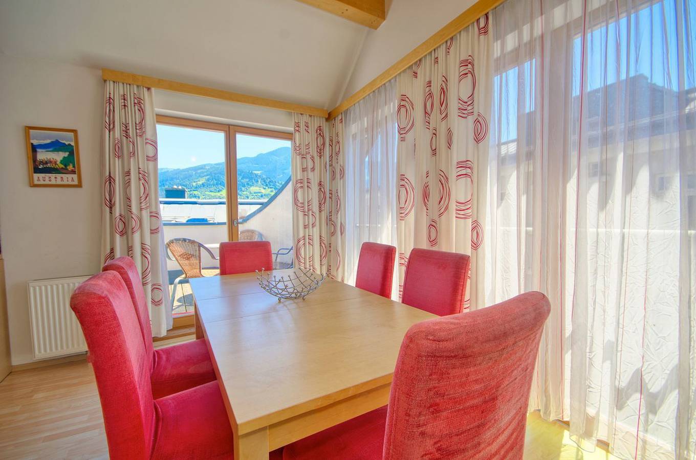 Ganze Wohnung, Gemütliches Appartement, sonniger Balkon, im Zentrum in Zell am See (Stadt), Zell am See