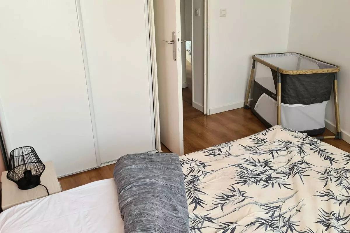 Entire apartment, Apartments for 6 People in Saint-Denis, Seine-Saint-Denis