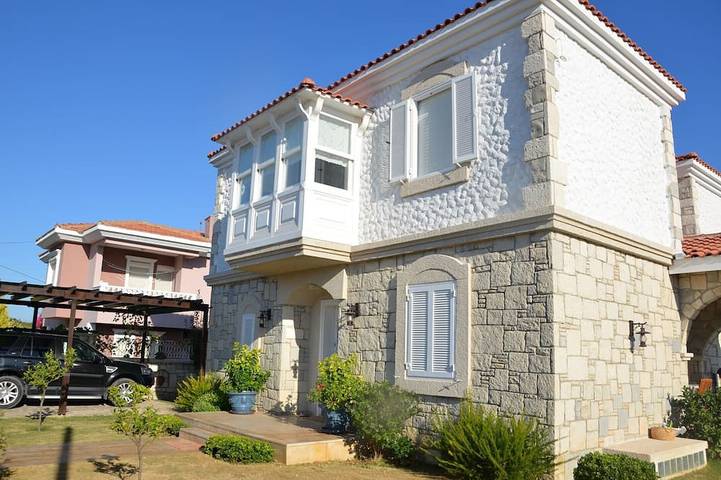 Vakantiehuis voor 8 personen, met tuin, met huisdier in Cesme