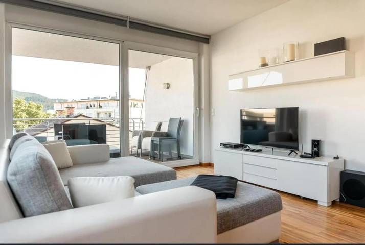Ferienwohnung für 4 Personen, mit Seeblick und Balkon sowie Ausblick - 1