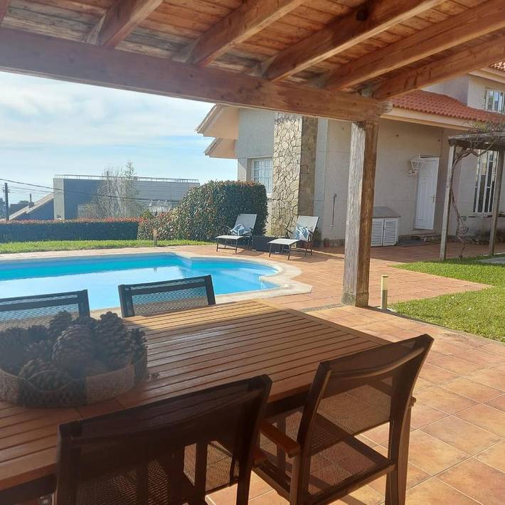 Ferienhaus für 12 Personen, mit Pool und Garten sowie Ausblick in Vigo - 2