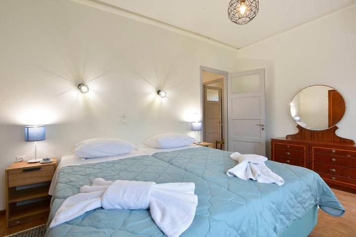 Location de vacances pour 4 personnes, avec Balcon et Jardin dans Dragotiná