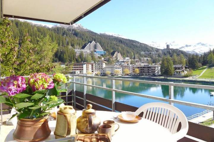 Vacation rental for 2 people, with sauna and pool as well as balcony/terrace in Montana (Switzerland)