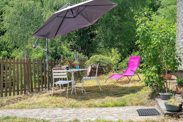 Gite Andourra 3 stars with Ac - garden surrounded by forest, mountain view, peaceful, hiking in Bonac-Irazein, Parc naturel régional des Pyrénées ariégeoises