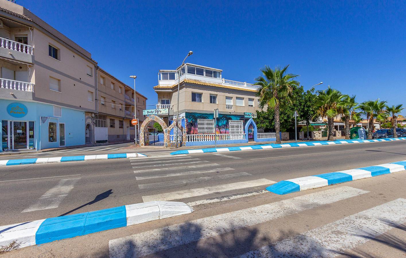 Apartamento vacacional entero, Retiro junto a la playa con aire acondicionado, terraza y WiFi in San Pedro del Pinatar, Costa Cálida