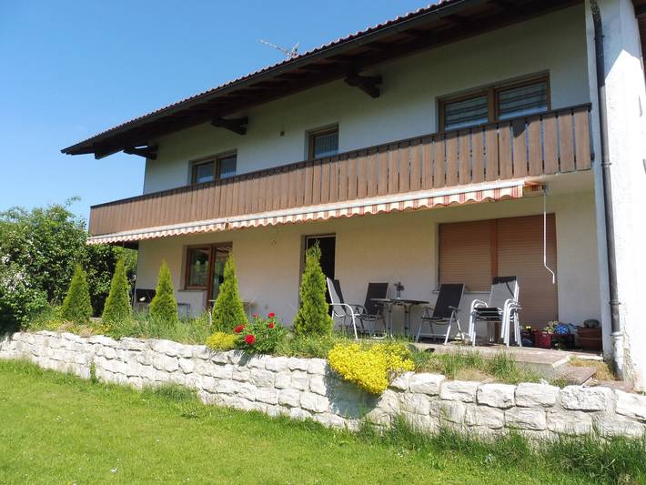 Apartamento entero, Apartamento 'Bobis Ferienwohnung' con vistas a la montaña, balcón y Wi-Fi in Wildpoldsried, Suabia (Baviera)
