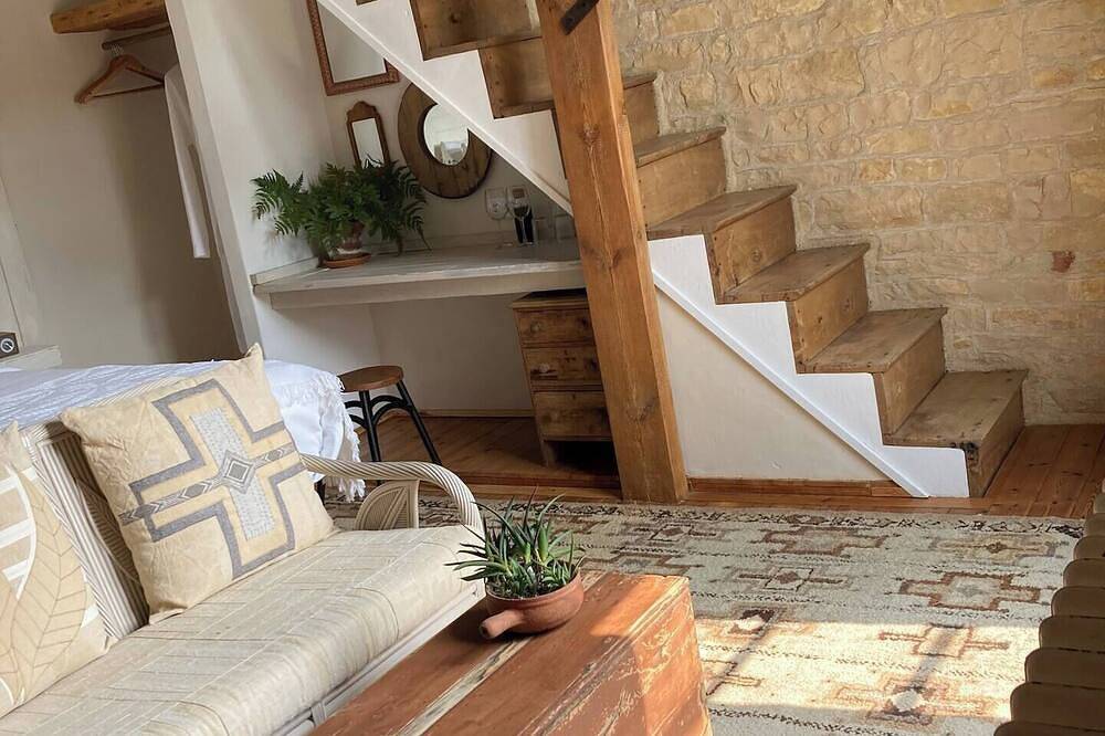 No12 is a unique,boutique B&B 3 in Mansle, Charente