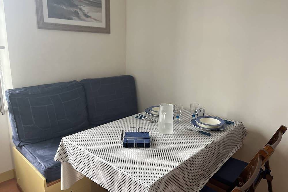 Appartement entier, Agréable appartement T2 dans le centre de Saint Cast pour 2 personnes in Saint-Cast-le-Guildo, Région de Dinan
