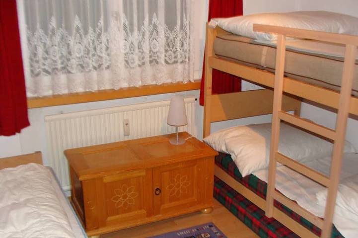 Entire apartment, Sunny 3 Br FeWhng at 1500 meters above sea level directly at the ski resort. in Vilters-Wangs, Canton St. Gallen
