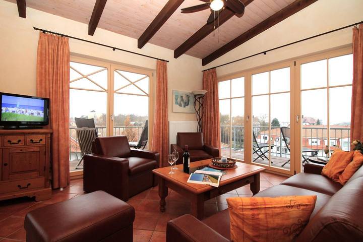 Ferienwohnung für 6 Personen, mit Balkon und Sauna in Kühlungsborn
