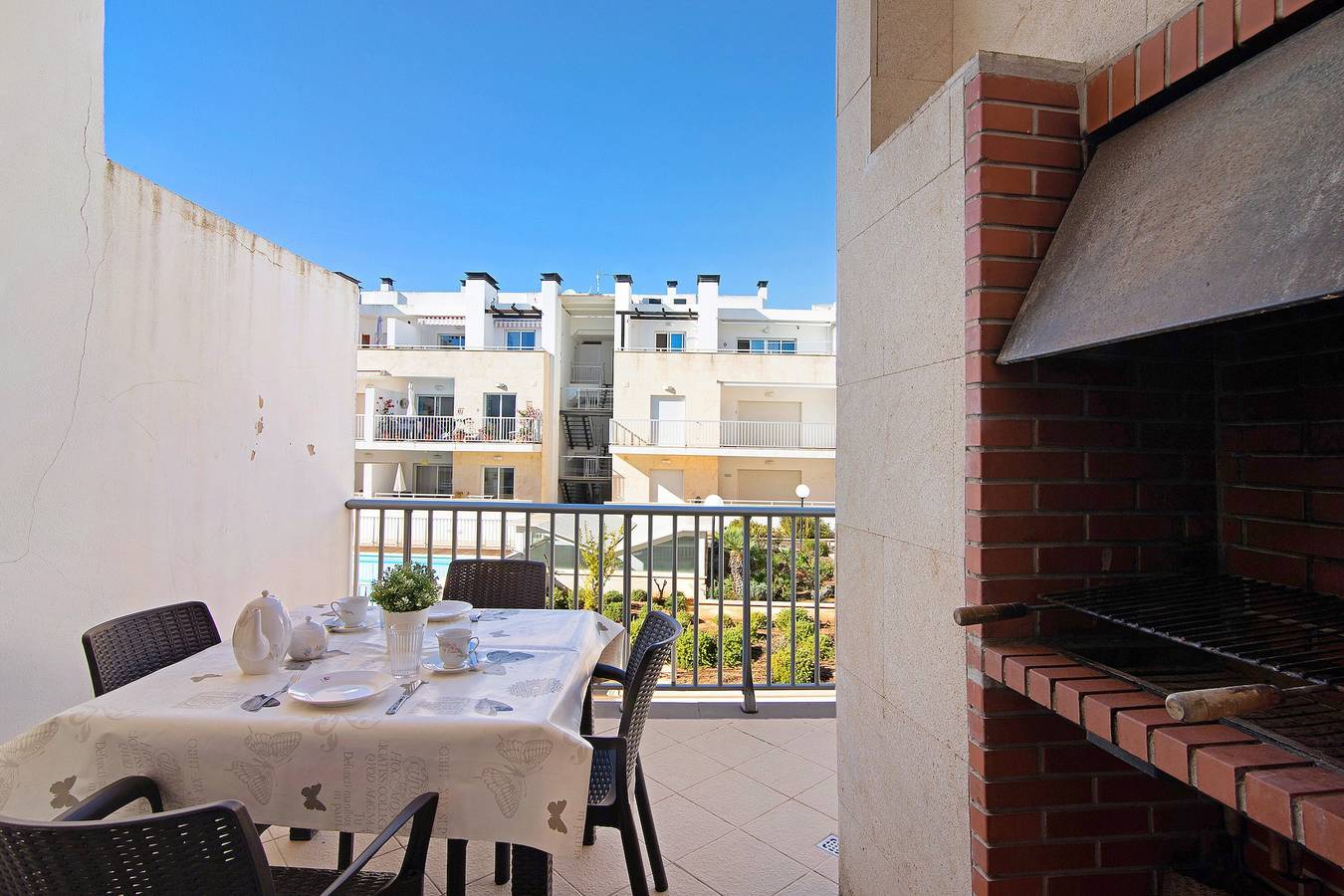 Apartamento inteiro, Apartamento 'Maré Cheia Sl40' com Piscina Partilhada, Wi-Fi e Ar Condicionado in Tavira, Santa Luzia (Tavira)