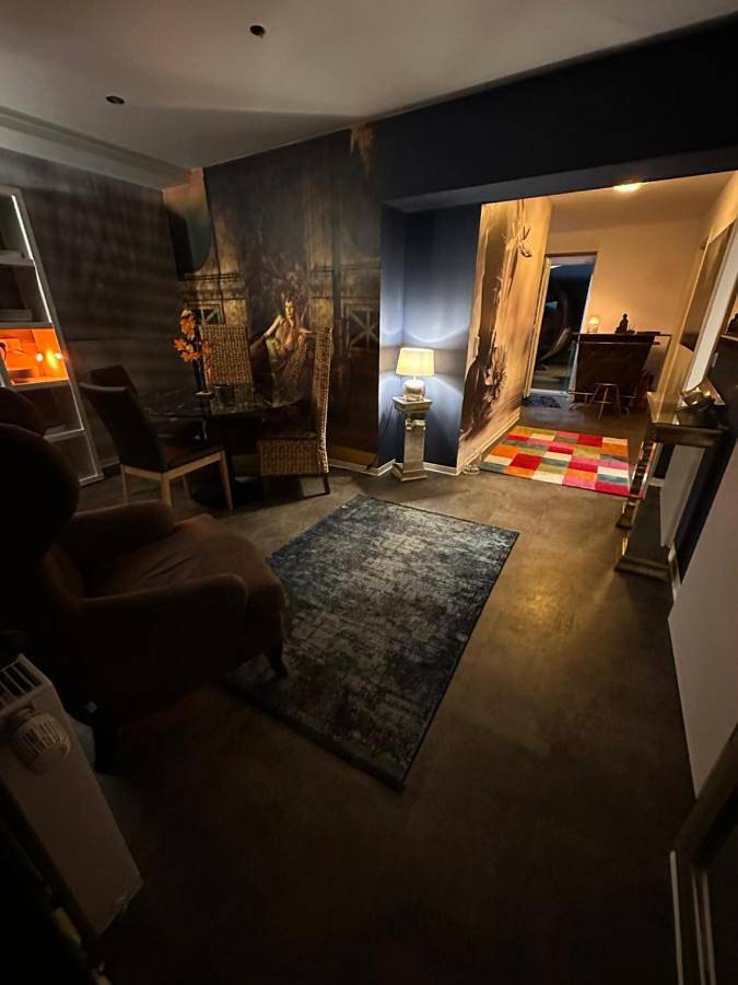 Ferienwohnung für 6 Personen, mit Ausblick und Garten sowie Sauna in Köln - 4