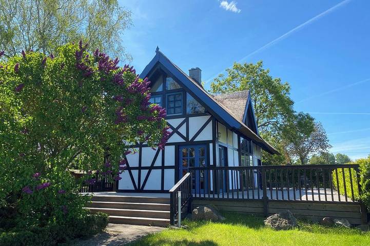 Ferienhaus für 6 Personen, mit Sauna und Terrasse sowie Garten in Dargen