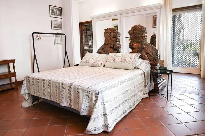 Villa Amalia Augusta mit Schwimmbad in Anguillara Sabazia, Braccianosee