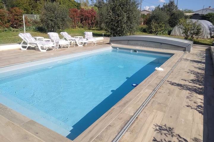 Location de vacances pour 6 personnes, avec terrasse et jardin à Carros - 3