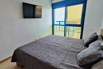 Apartment for 4 People in Mar Azul Torrevieja, Torrevieja, Photo 1