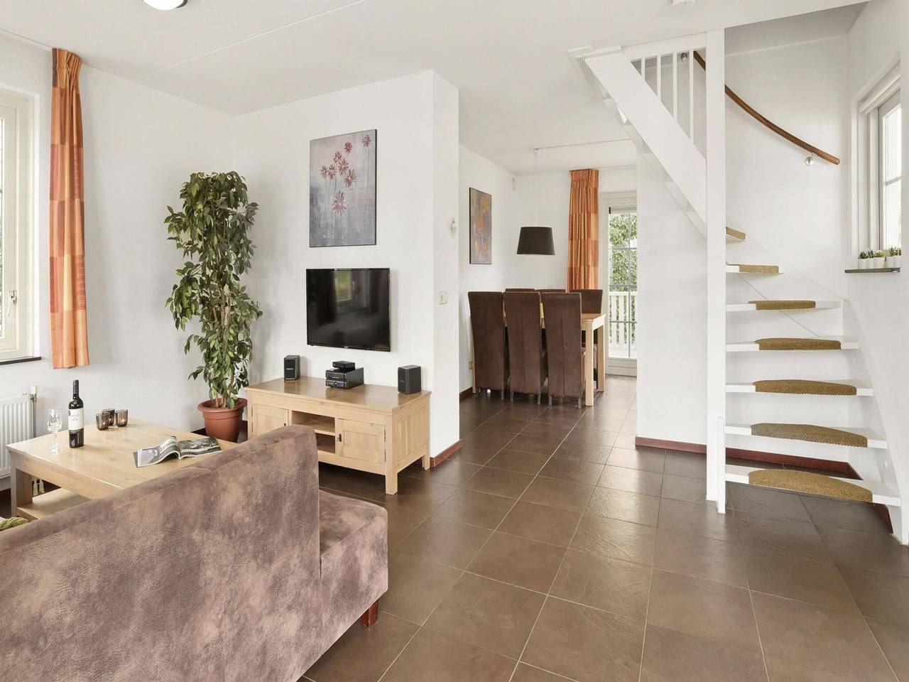 Bungalow in Südholland mit eigenem Steg in Bernisse, Niederländische Nordsee