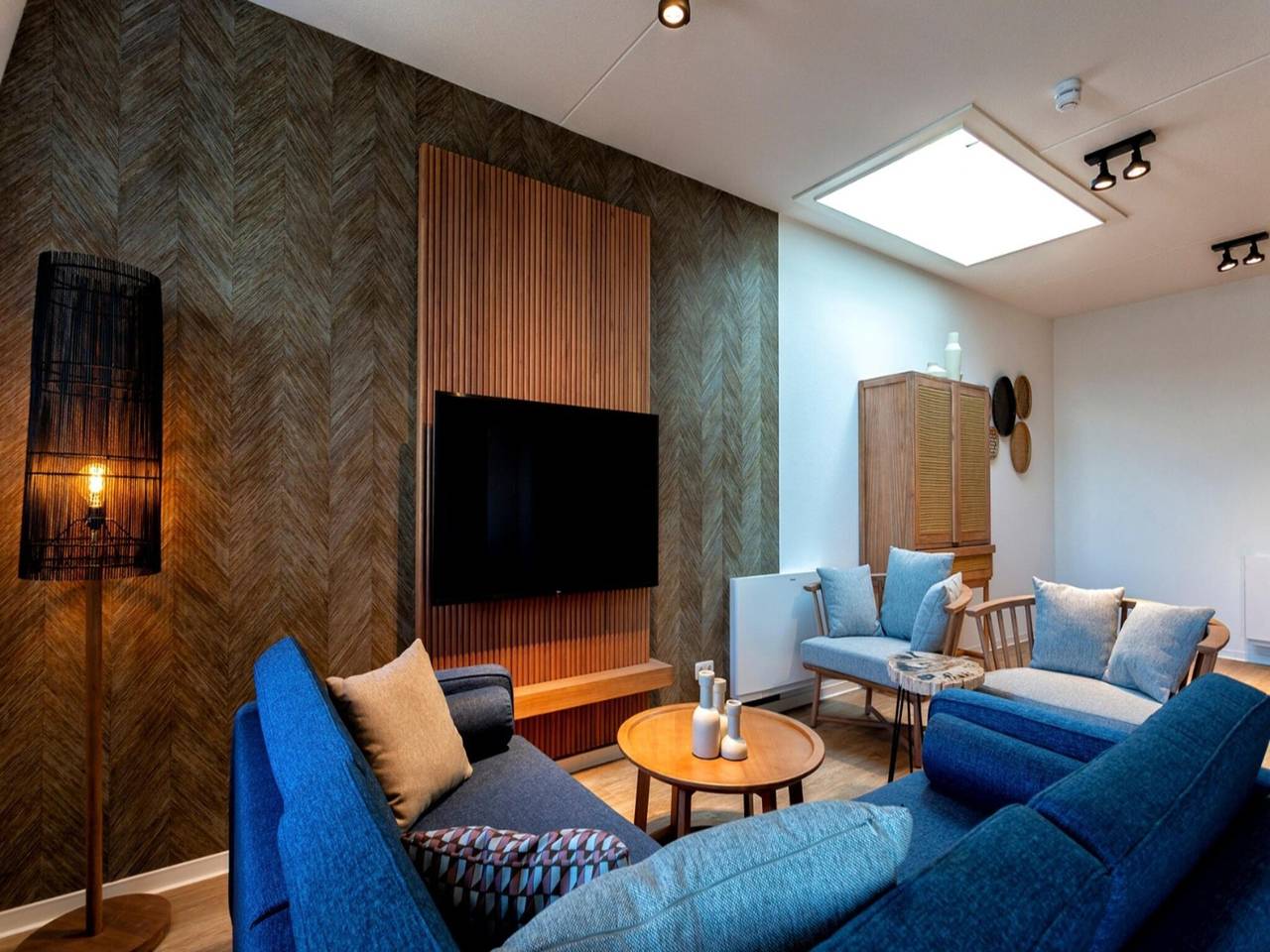 Geheel appartement, Penthouse met uitzicht op het meer, 2p in Thorn in Thorn, Limburg