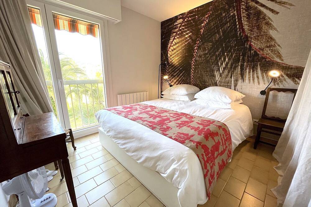 Entire apartment, L'Appartement Magnolia in Golfe-Juan, Vallauris