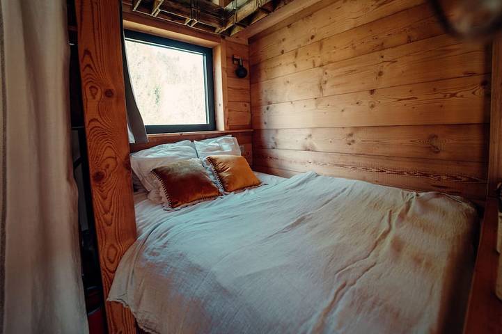 Gîte pour 4 personnes, avec terrasse et jacuzzi ainsi que piscine et jardin à Barbey-Seroux - 3