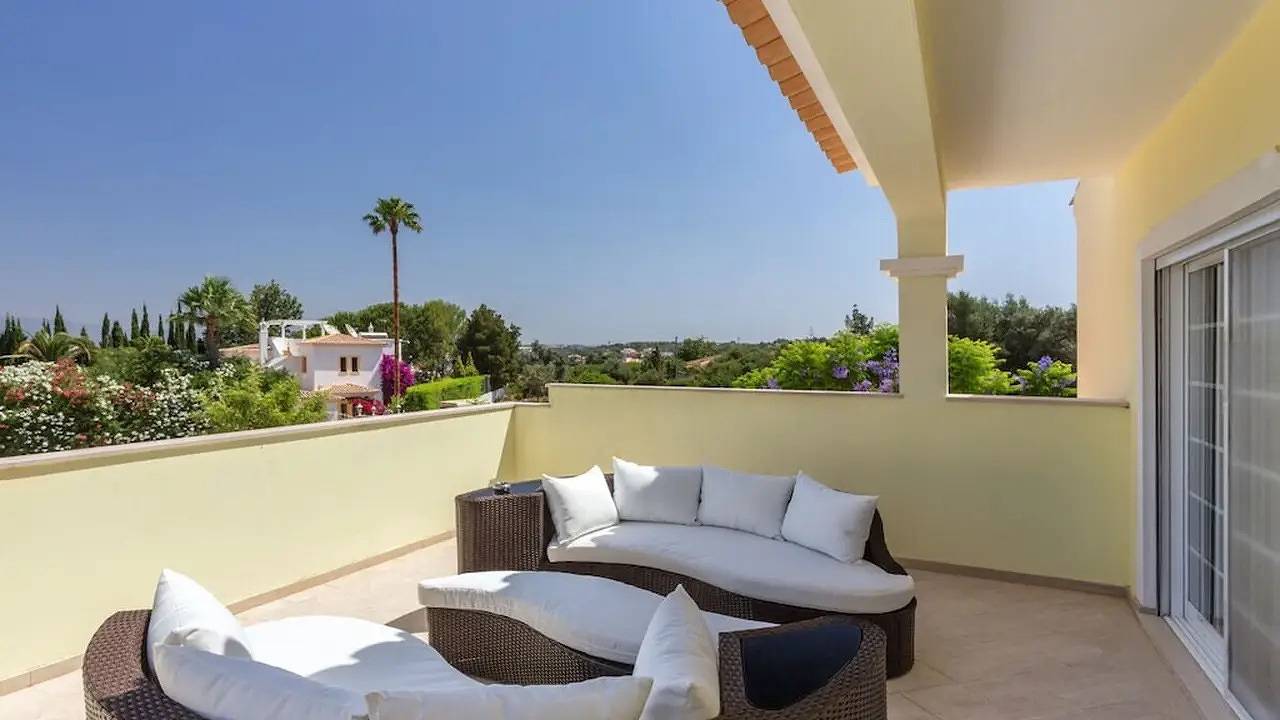 Villa for 10 people with balcony in Montes de Alvor, Alvor