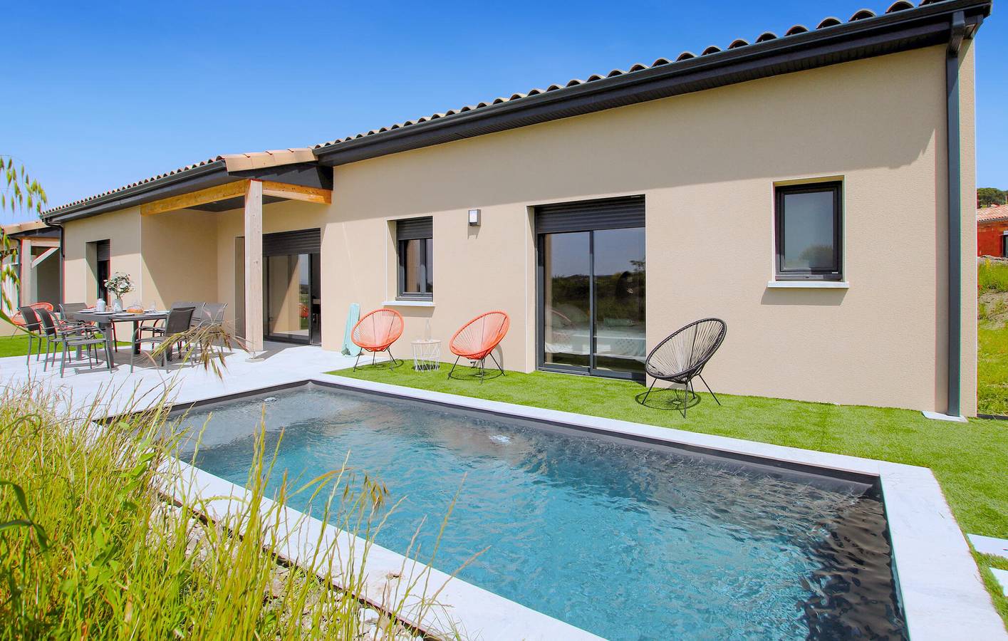 Appartement spacieux avec piscine, garage et WiFi - Près des restaurants et de la rivière in Puy-Saint-Martin, Région de Die