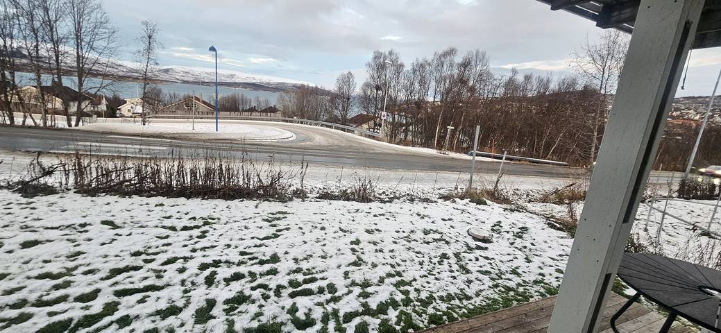Ferienwohnung für 5 Personen, mit Balkon und Garten sowie Meerblick, mit Haustier in Tromsø - 2