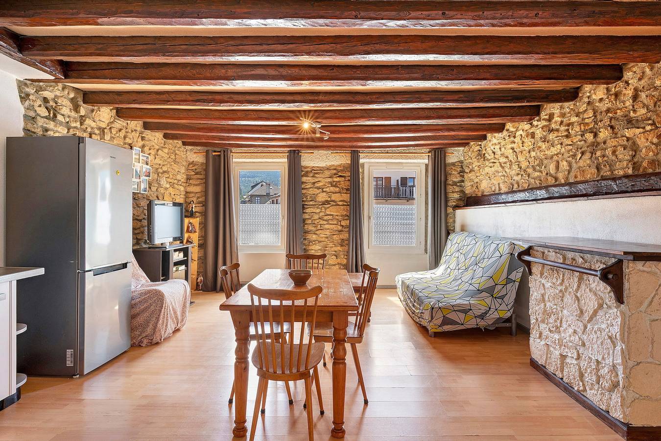 Appartement entier, Appartement de caractère au centre avec vue sur la montagne in Villard-de-Lans, Parc naturel régional du Vercors