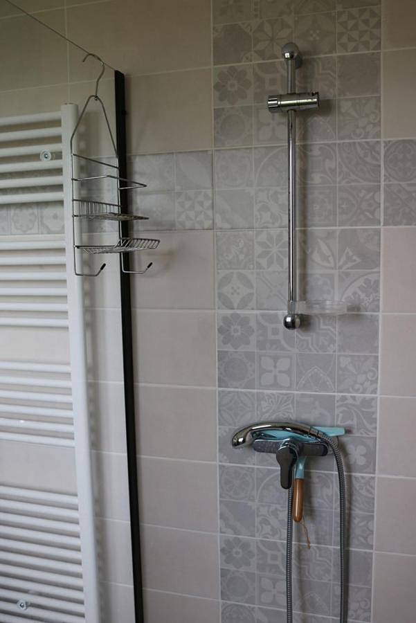 Two-Bedroom House in Bricqueville-sur-Mer, Région de Coutances