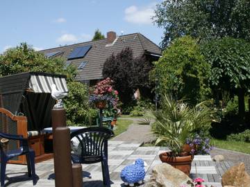 Ferienwohnung für 4 Personen, mit Terrasse und Garten in Wiesmoor
