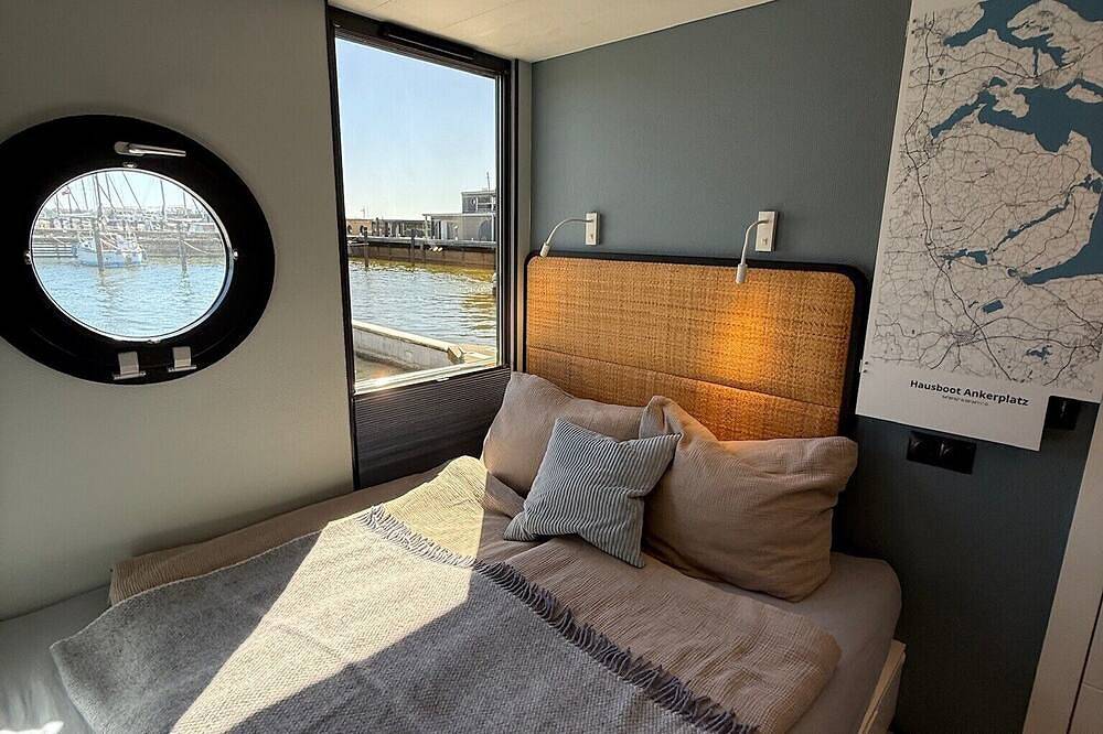 Hausboot Fjord Ankerplatz mit Bio-Sauna und Dachterrasse in Schleswig in Schleswig, Grünes Binnenland