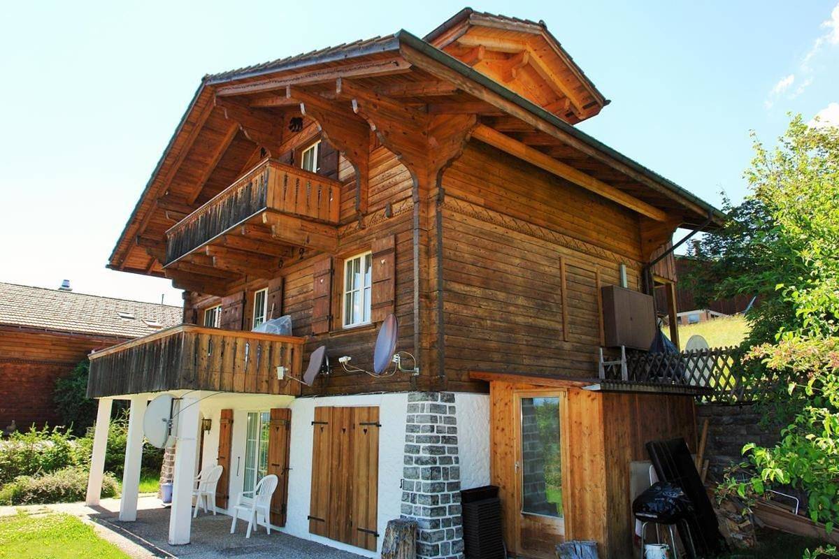 Ganze Wohnung, Two-Bedroom Apartment in Saanenmöser, Saanen