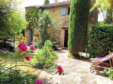 Chambre d’hôte pour 2 personnes, avec piscine ainsi que jardin et vue à Vaison-la-Romaine