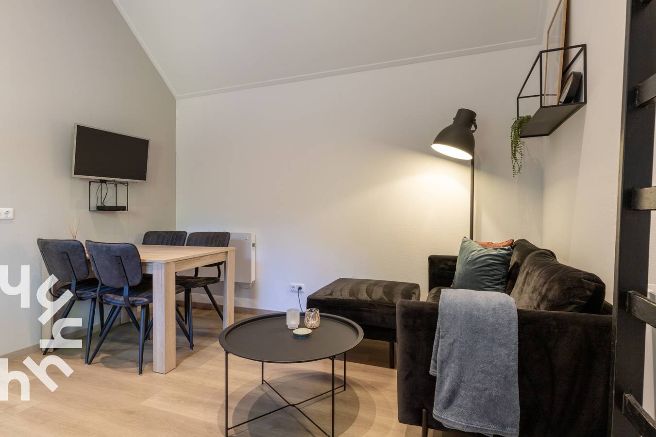 Wonderfully located 4 person private holiday home near Drachten in Frise